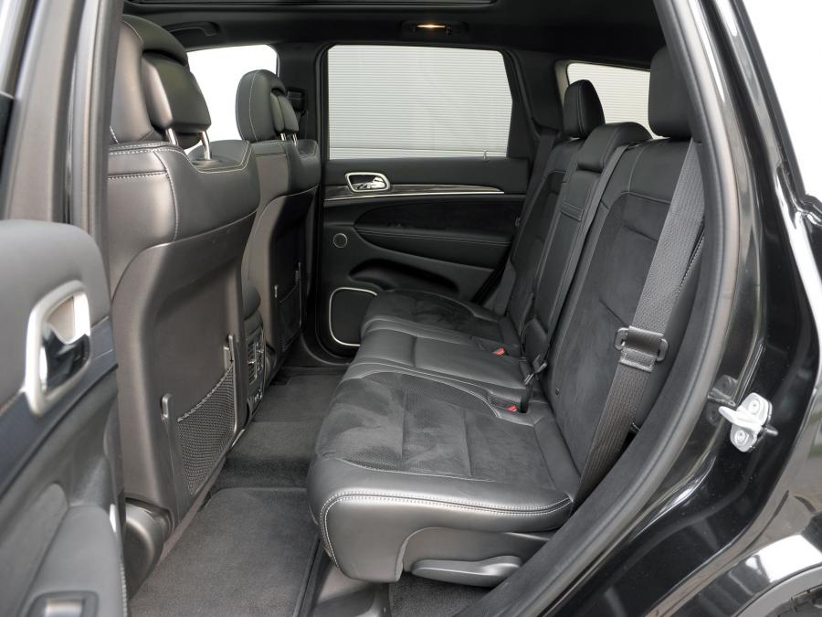  Jeep Grand Cherokee SRT 2013 года  (EU) (фото 6 из 14)